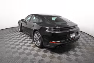 2026 Porsche Panamera Base - Photo 17