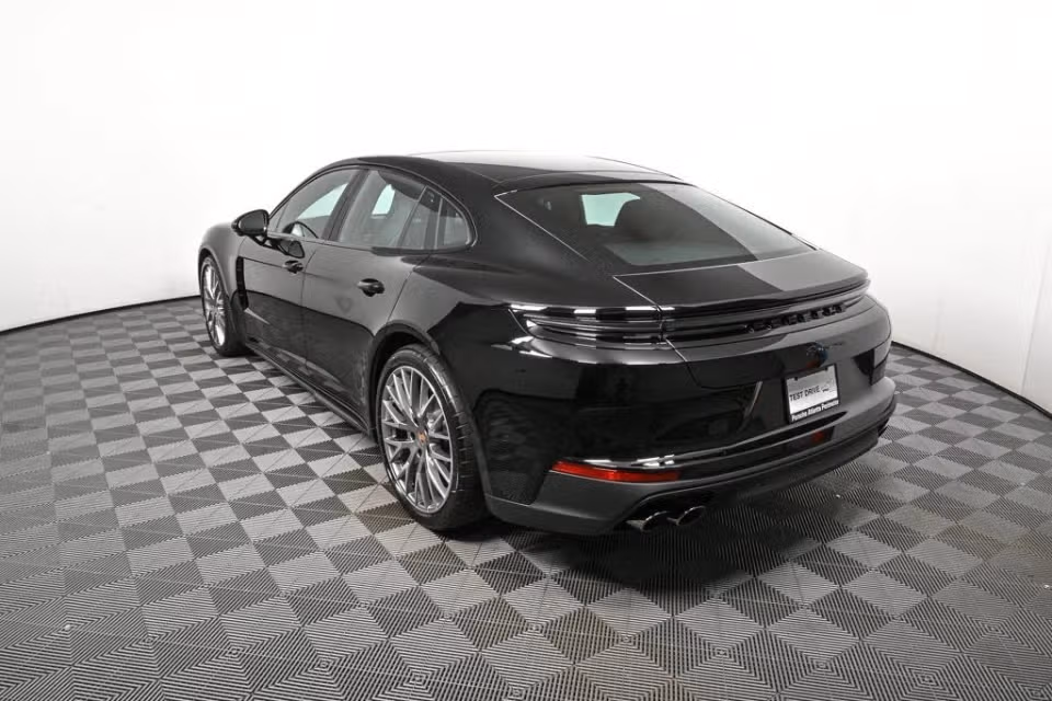 2026 Porsche Panamera Base - Photo 19