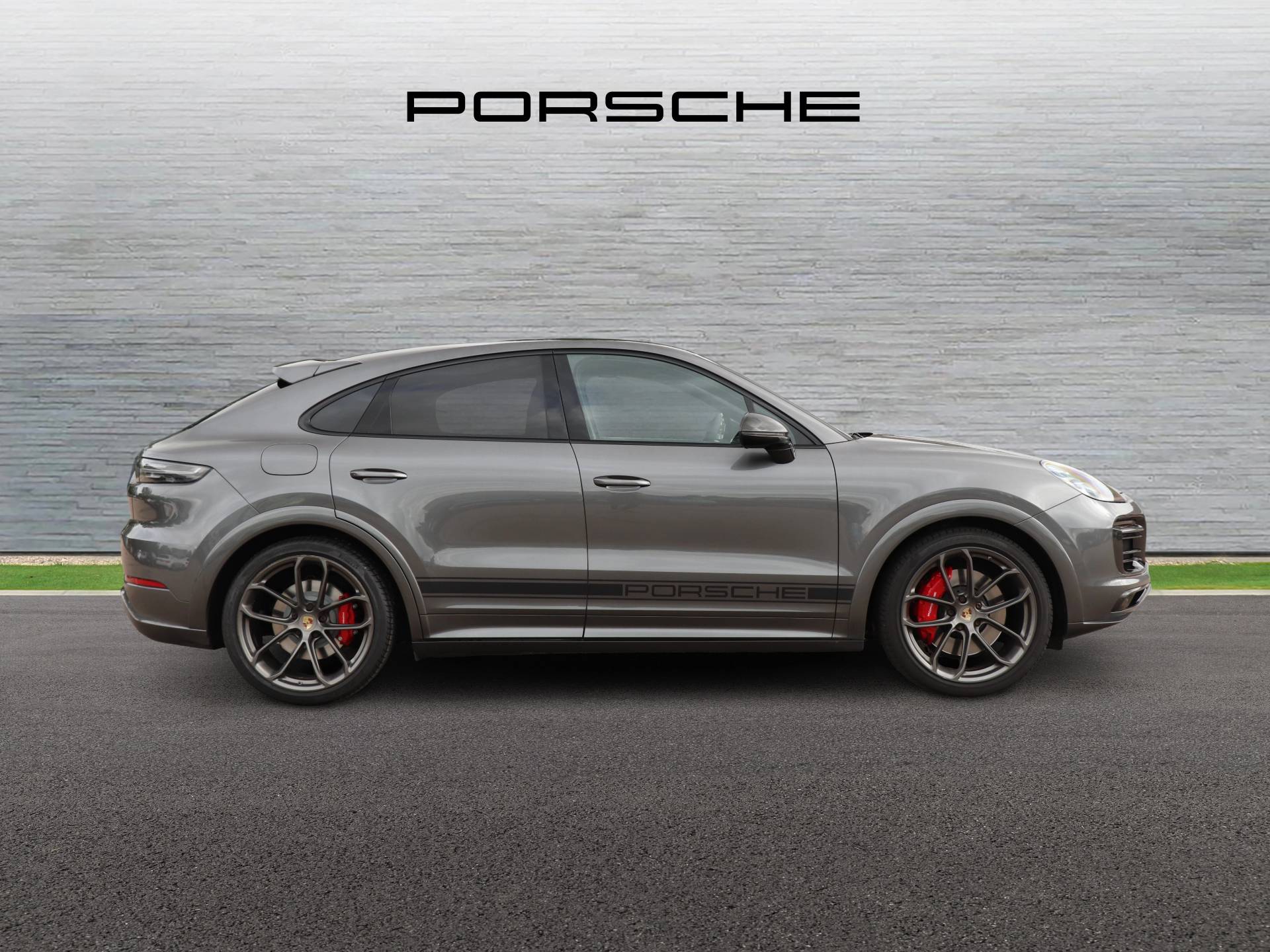 Cayenne GTS Coupé, photo 2 of 36