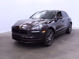 2024 Porsche Macan's photo