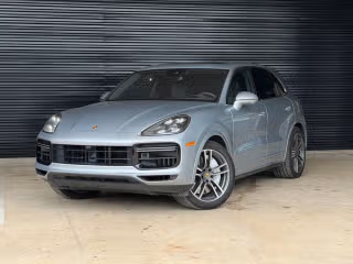 2026 Porsche Macan -'s photo
