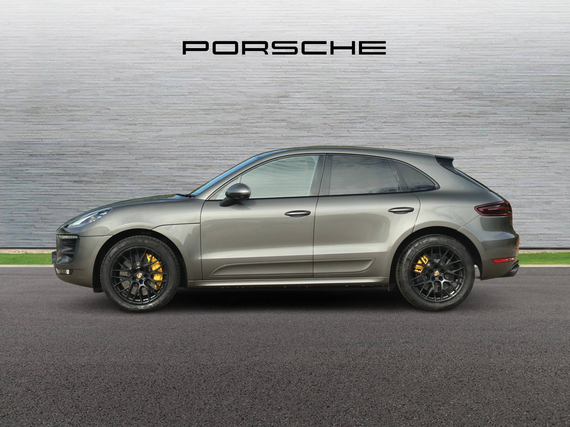Macan GTS, photo 2 of 38