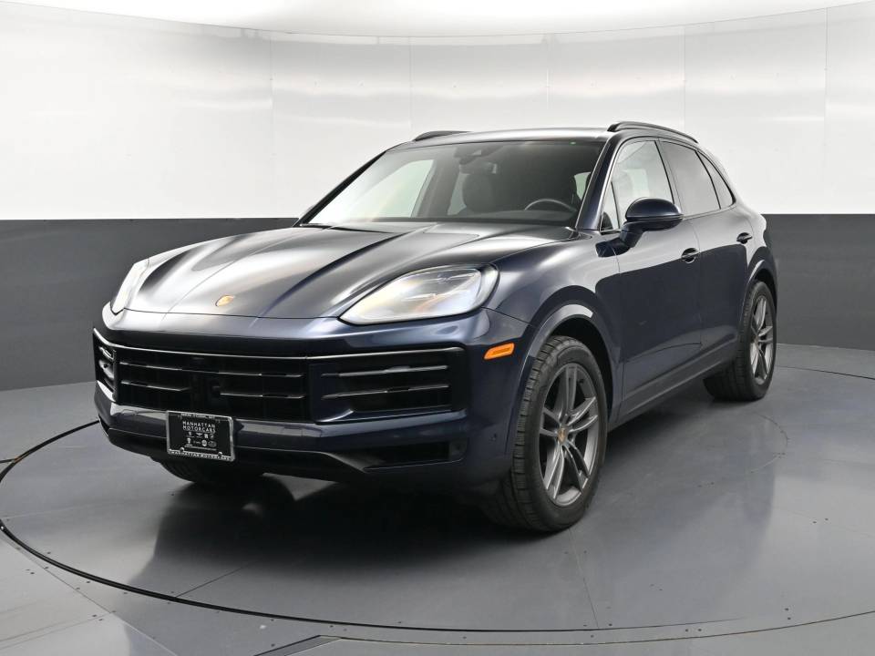 2024 Porsche Cayenne Base