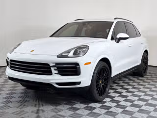 2022 Porsche Cayenne Platinum Edition's photo
