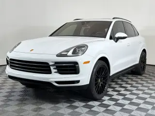 2022 Porsche Cayenne Platinum Edition (MY22)
