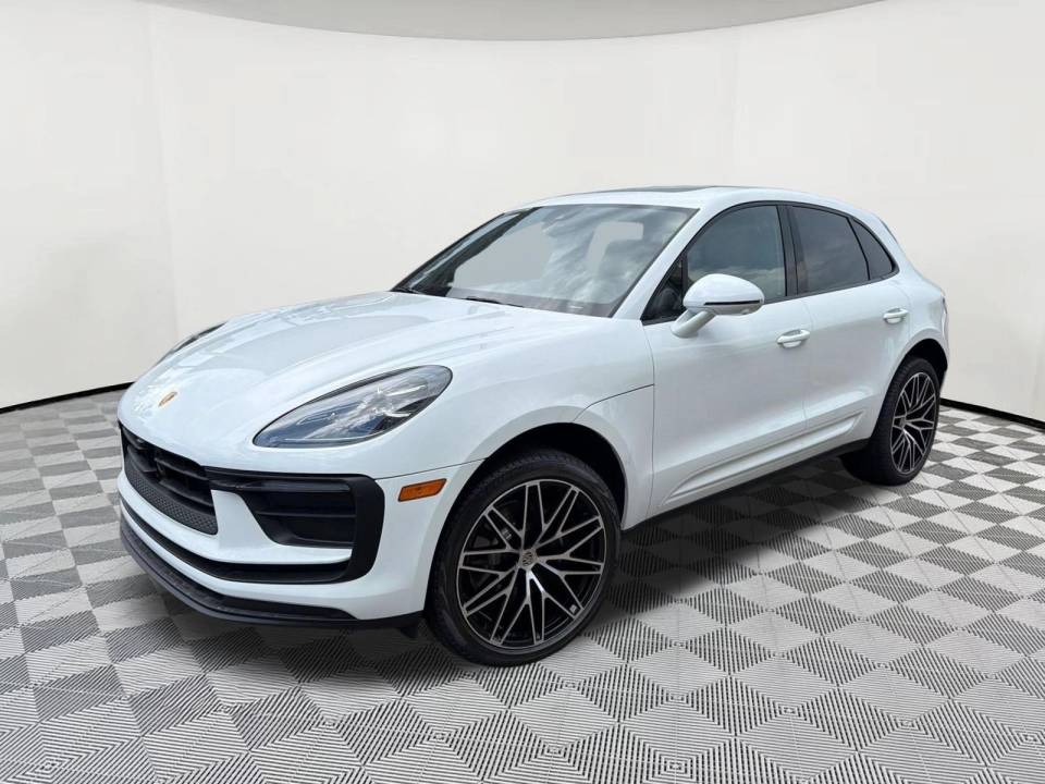 2026 Porsche Macan