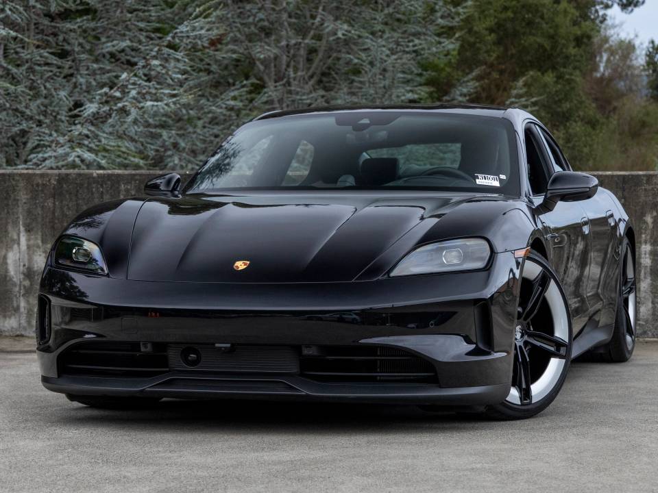 2025 Porsche Taycan