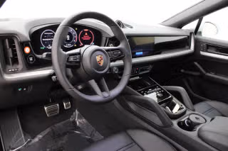 2026 Porsche Cayenne Coup S - Photo 33