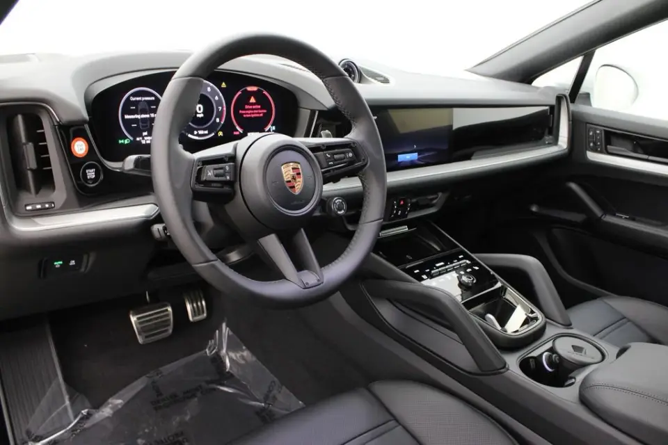 2026 Porsche Cayenne Coup S - Photo 39