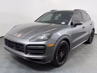 2021 Porsche Cayenne GTS's photo