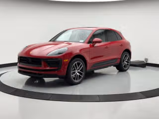 2026 Porsche Macan -'s photo