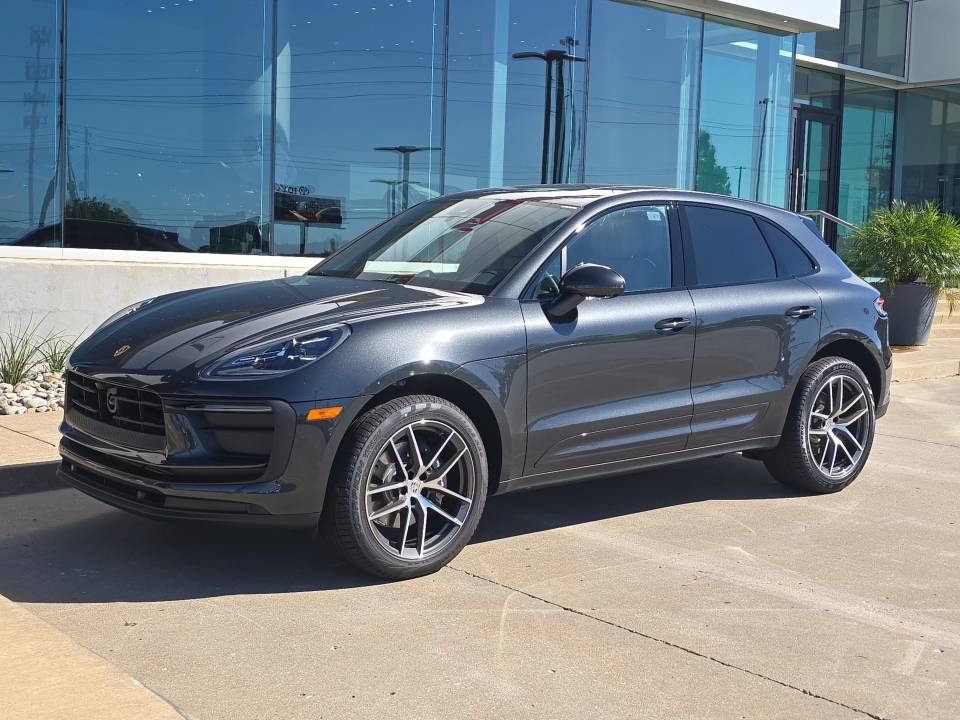 2026 Porsche Macan