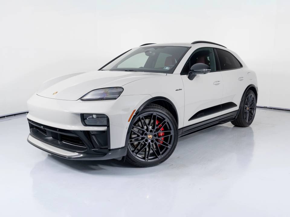 2026 Porsche Macan