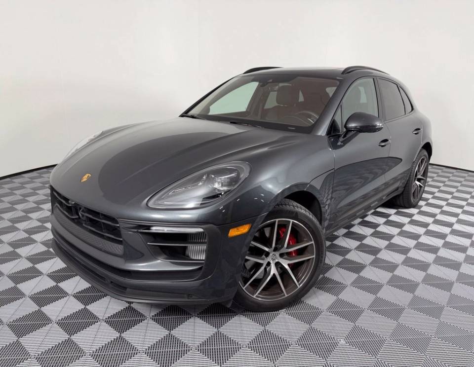 2025 Porsche Macan