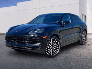 2024 Porsche Cayenne S's photo