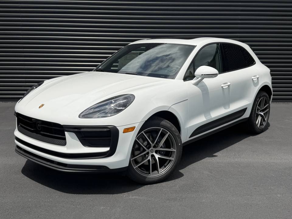 2026 Porsche Macan