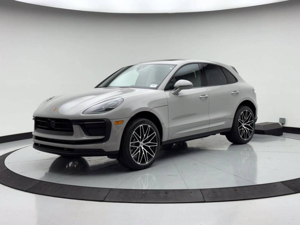 2026 Porsche Macan