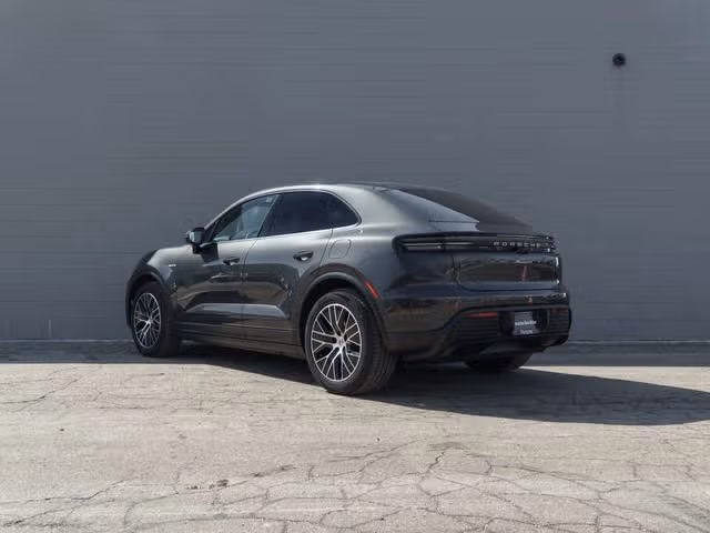 2026 Porsche Macan Base - Photo 19