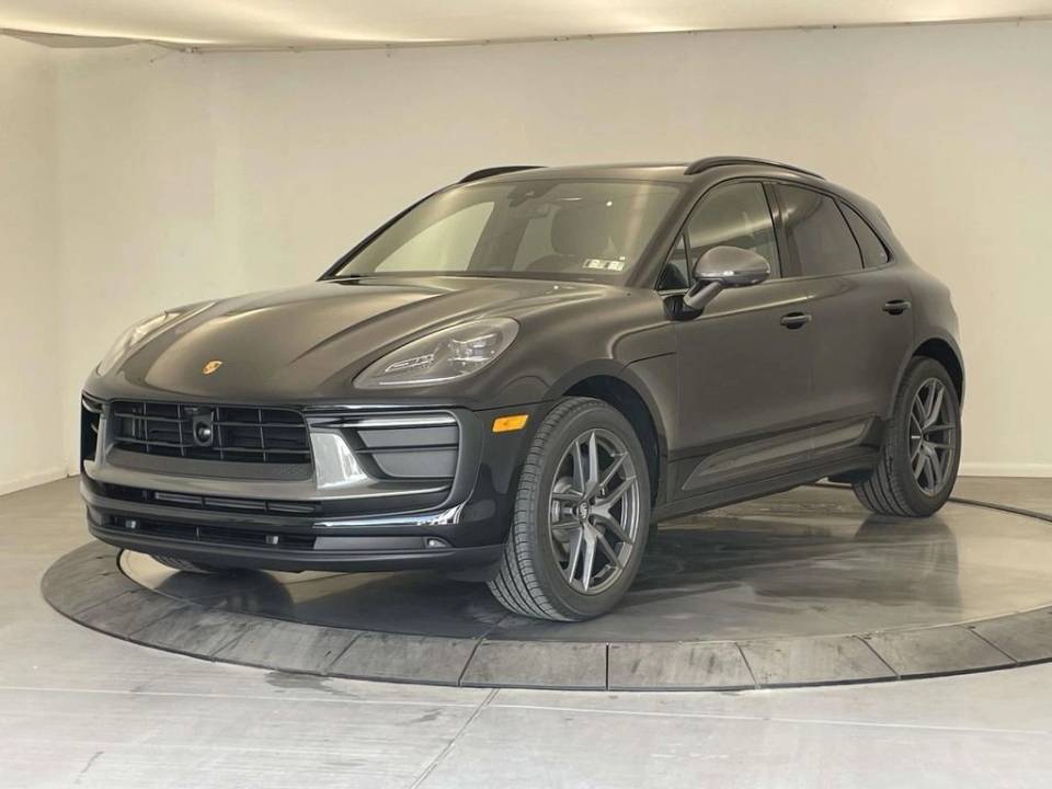 2026 Porsche Macan T