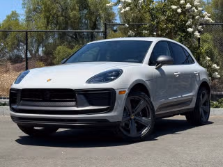 2025 Porsche Macan