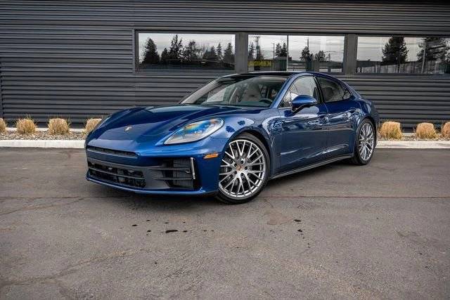 2024 Porsche Panamera Base