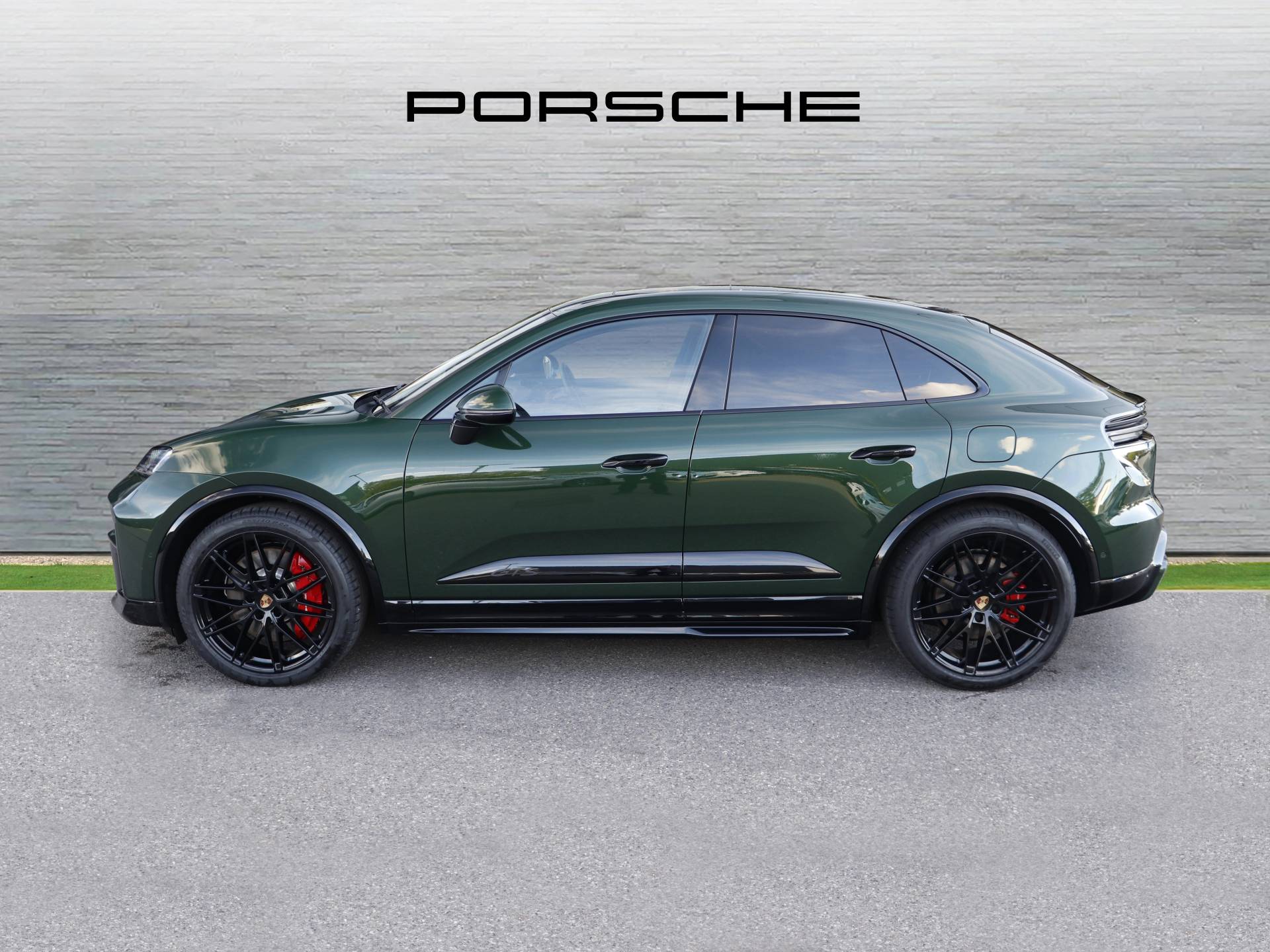 Macan GTS, photo 2 of 42