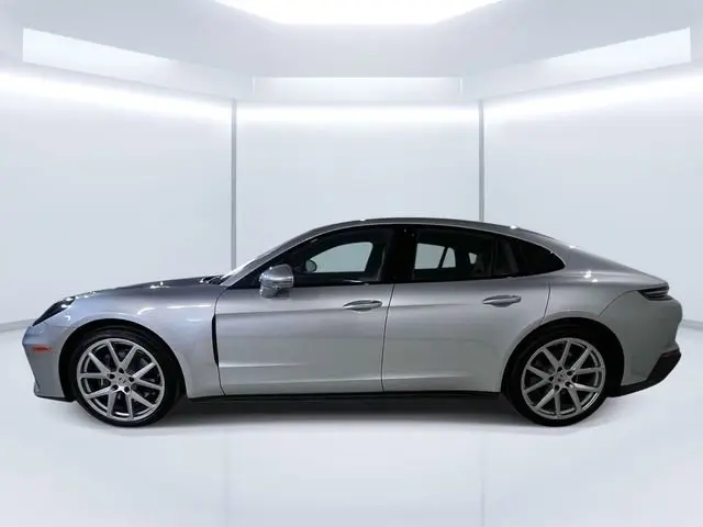 2026 Porsche Panamera Base - Photo 30