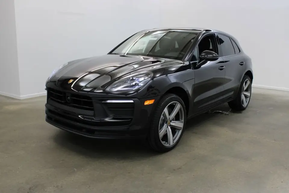2025 Porsche Macan - Photo 7