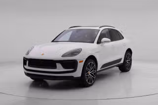 2026 Porsche Macan's photo