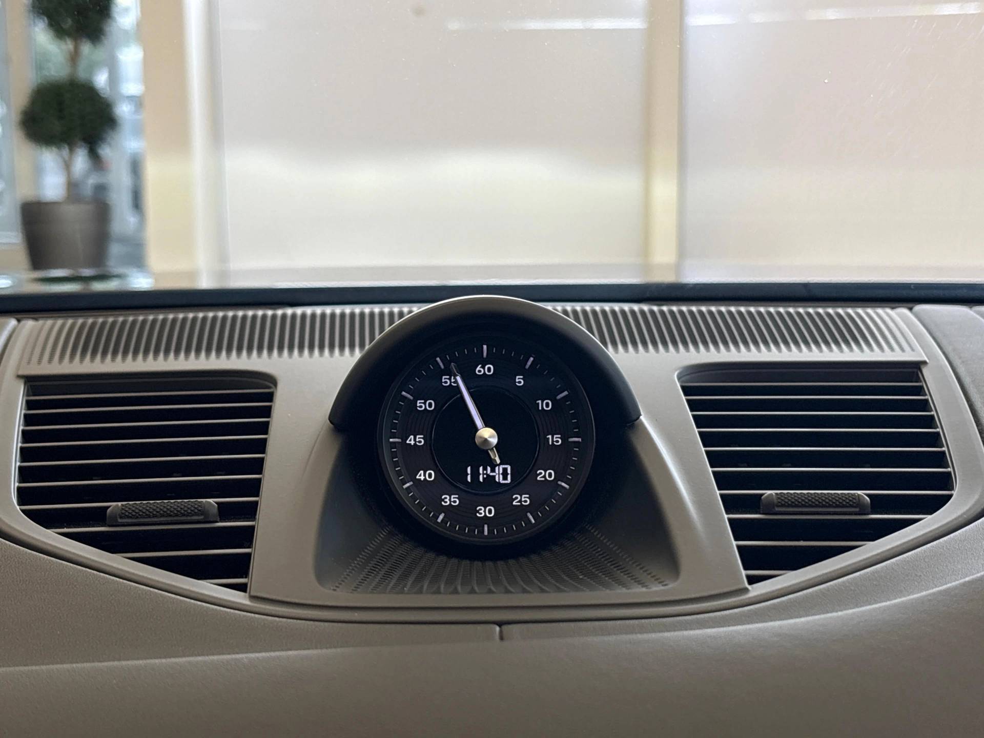 Panamera 4 E-Hybrid, photo 46 of 46