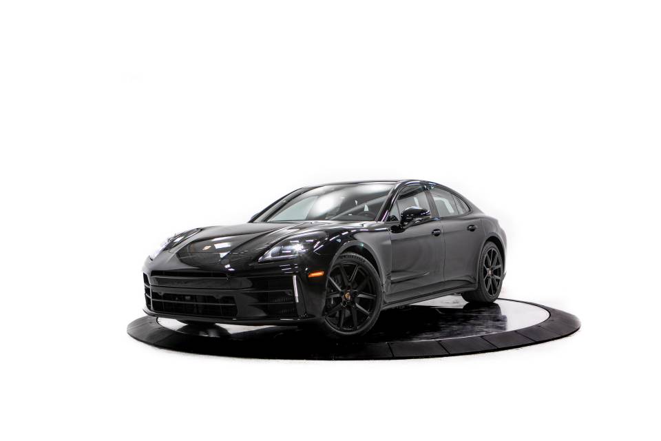 2026 Porsche Panamera