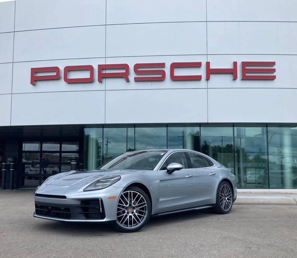 2025 Porsche Panamera