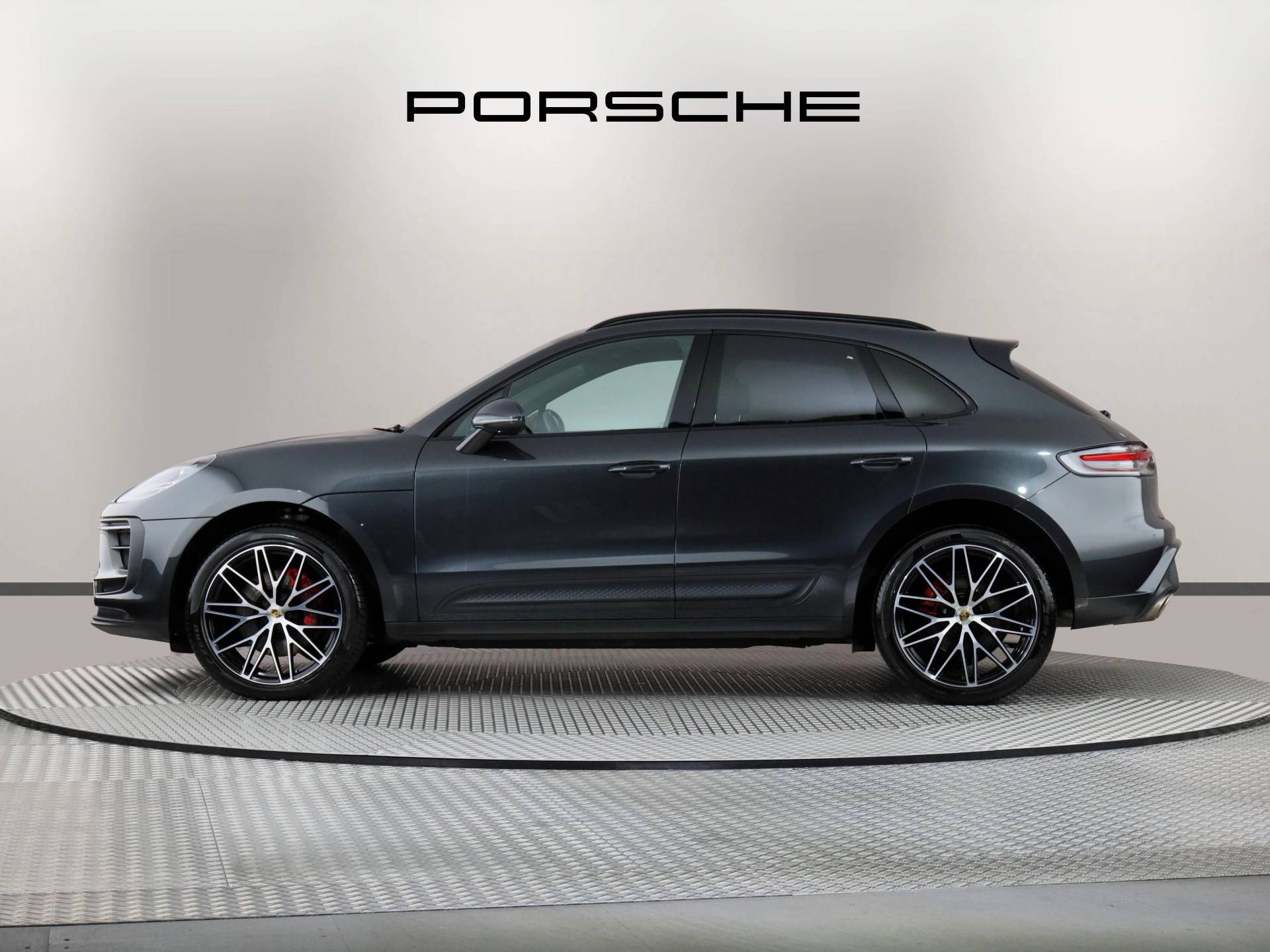 Macan S, photo 2 of 28
