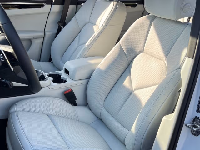 2026 Porsche Macan S - Photo 34