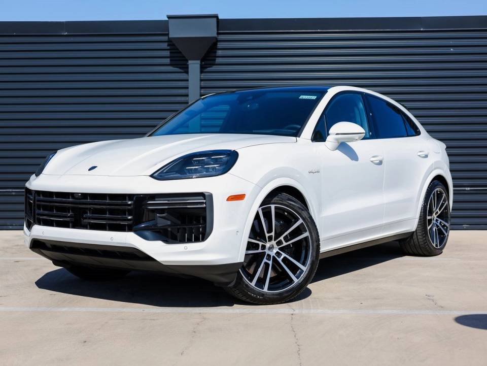 2025 Porsche Cayenne Coup
