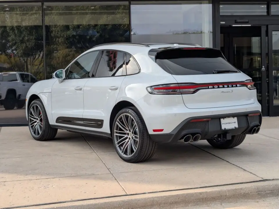2026 Porsche Macan S - Photo 23