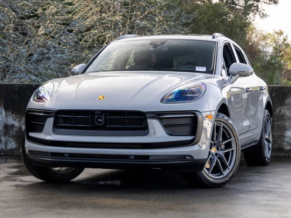 2026 Porsche Macan