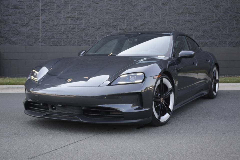 2025 Porsche Taycan