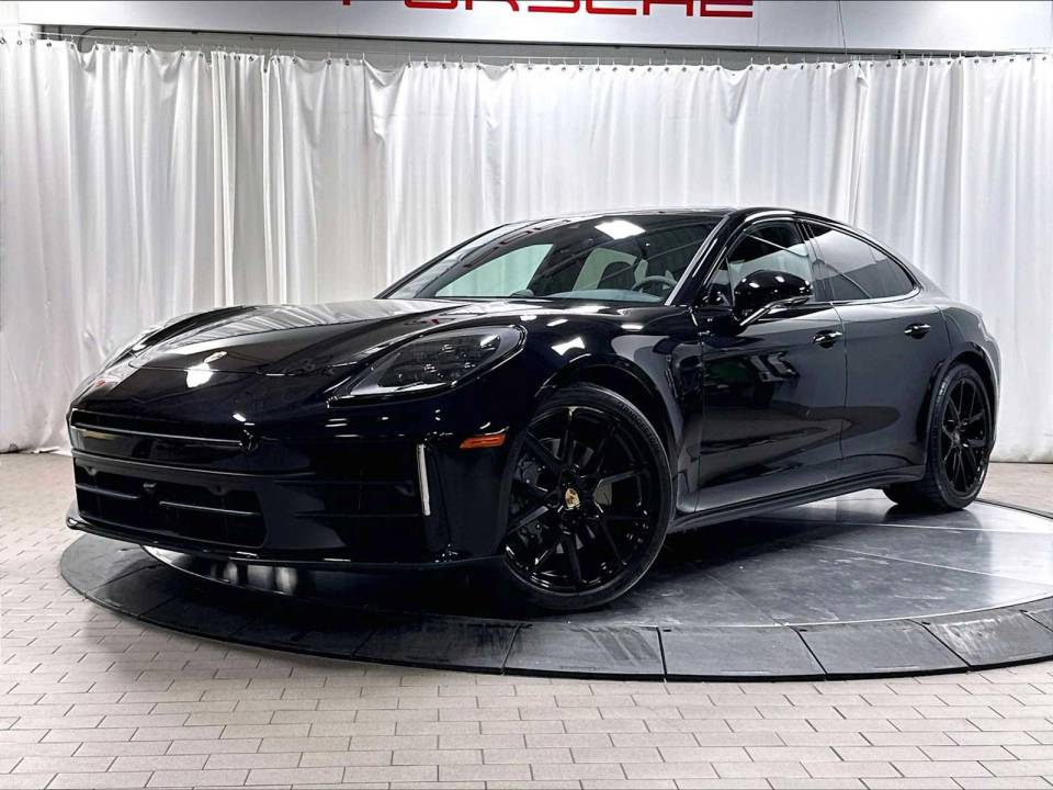 2024 Porsche Panamera Base