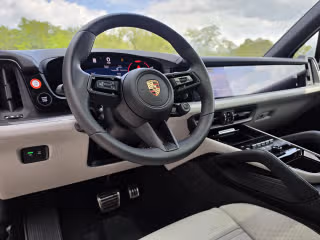 2026 Porsche Cayenne S E-Hybrid - Photo 25