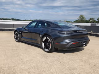 2025 Porsche Taycan S - Photo 17