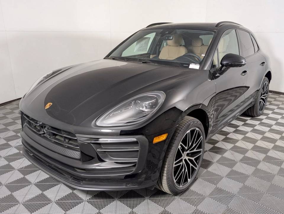 2026 Porsche Macan