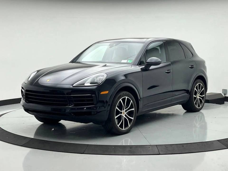 2023 Porsche Cayenne Base