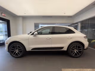2025 Porsche Macan Base - Photo 9