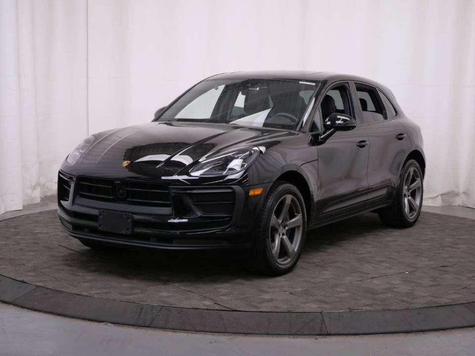 2023 Porsche Macan
