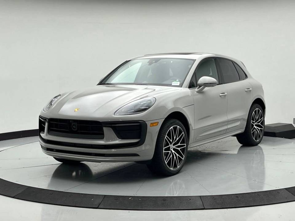 2026 Porsche Macan