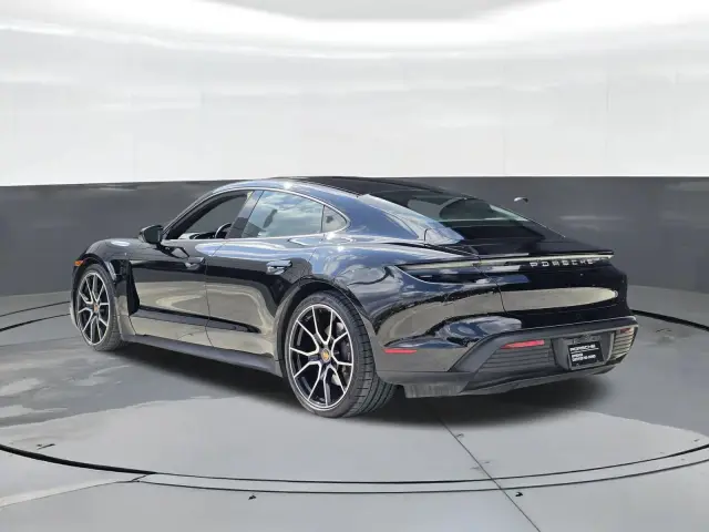 2024 Porsche Taycan Base - Photo 22