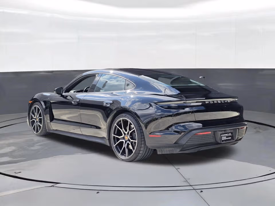 2024 Porsche Taycan Base - Photo 19