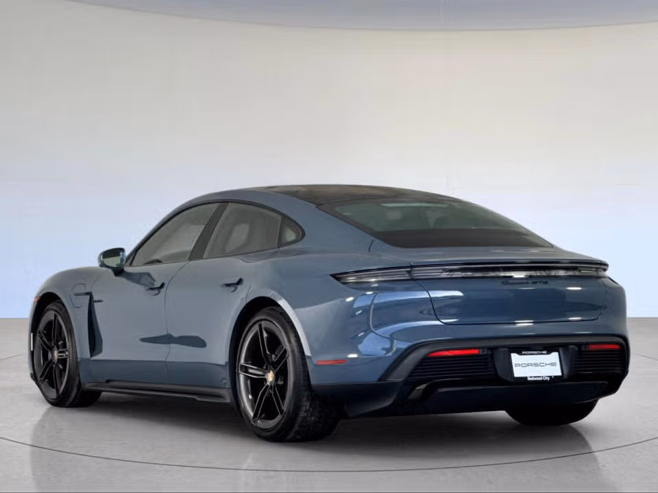 2026 Porsche Taycan GTS - Photo 19