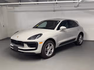 2022 Porsche Macan